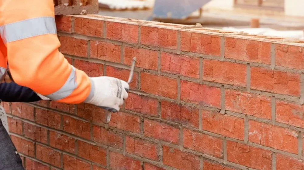 tuckpointing hero